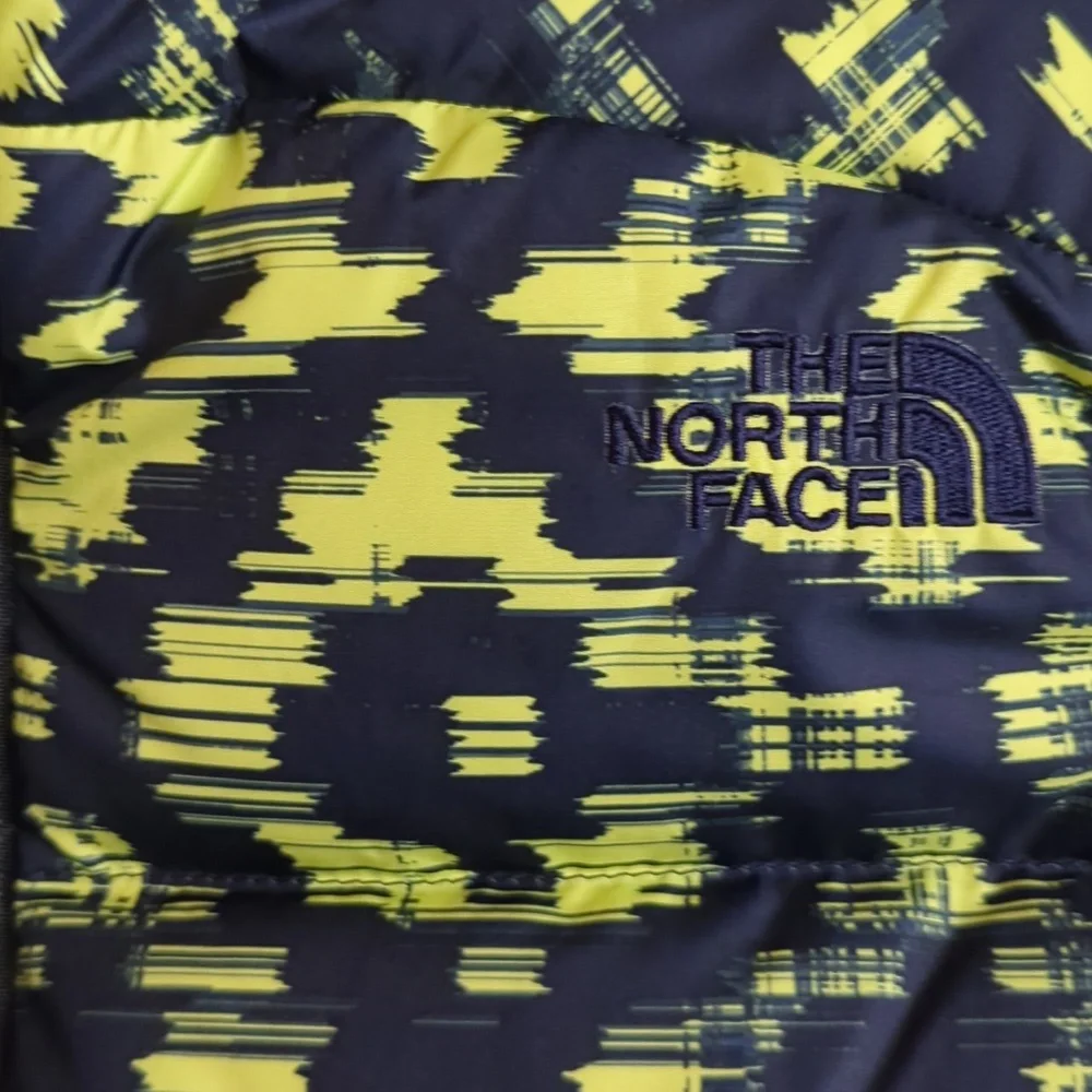 He North Face vest women's size Small - Picture 2 of 5